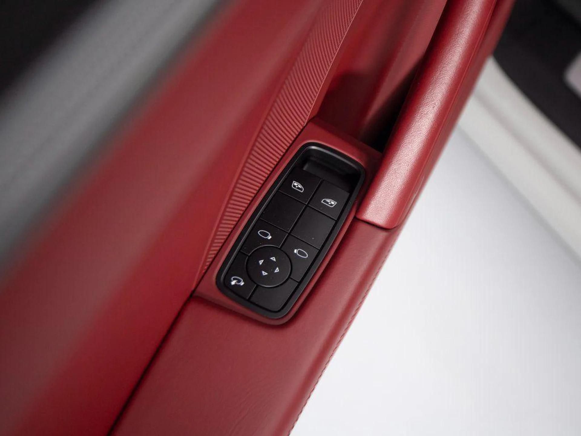 mph015_2384087767_d_XV_8w_OSI_0_Bo_1q_Ud_Fon_Hd_Kfcgns_6b0abf477d