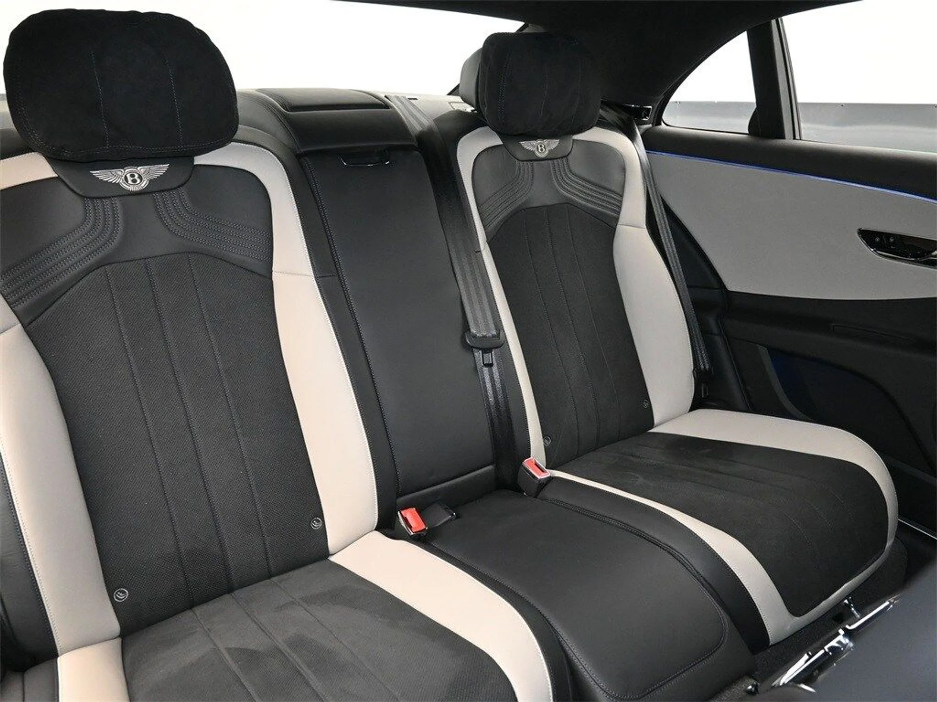 mph015_2386709863_53bfb068882adb67bcddd0edc816a526x_c4bfe313e1