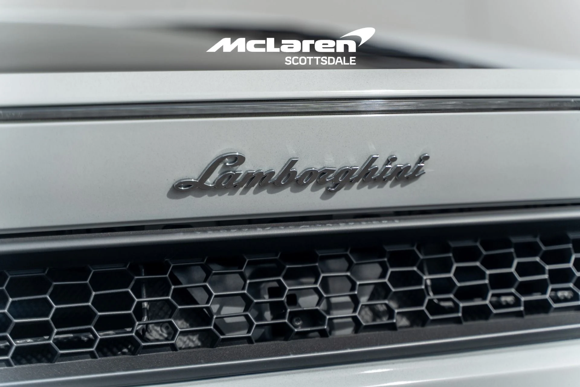 mph015_2393167643_Used_2018_LAMBORGHINI_HURACAN_LP_580_2_1764564005_88f6cb317d