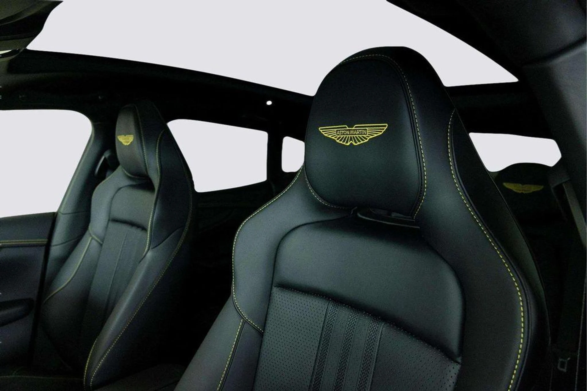 mph015_2395041528_P0zh_Zy4_PO_9_R3_AW_372j_U_Jq_T_Jx_RE_c3933eed69