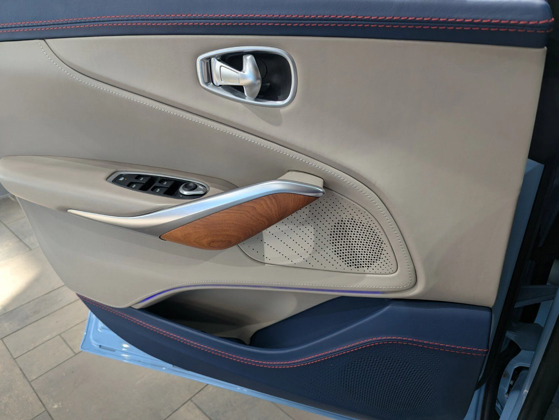 mph015_2396479474_80007e2816d78a43edc4af5f134df56b_fec54cc9c7