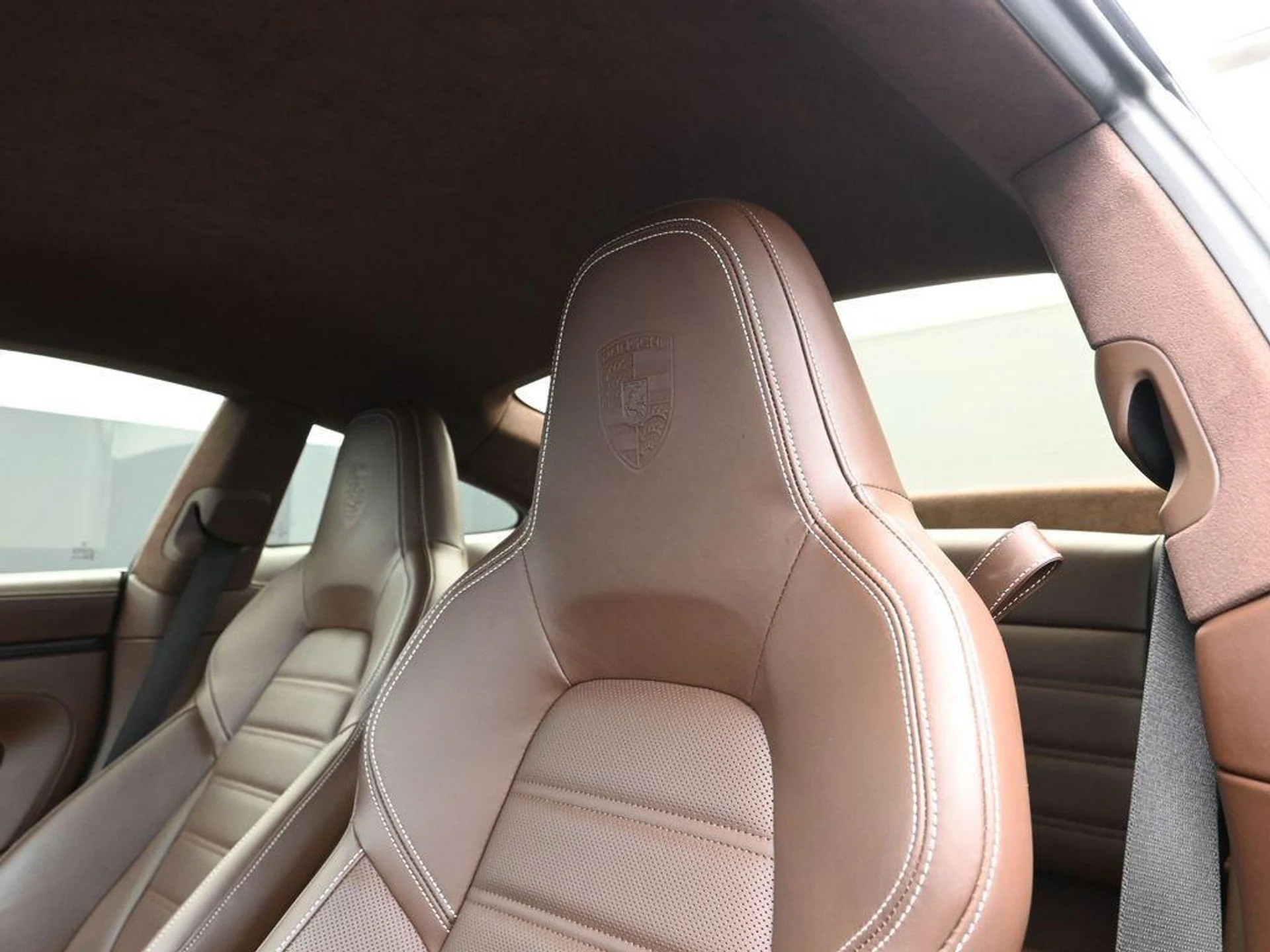 mph015_2397191847_BN_3_L2t_POSHM_Ze_Z9l0_A_Us_Cp_Dudo_3c9ae59619