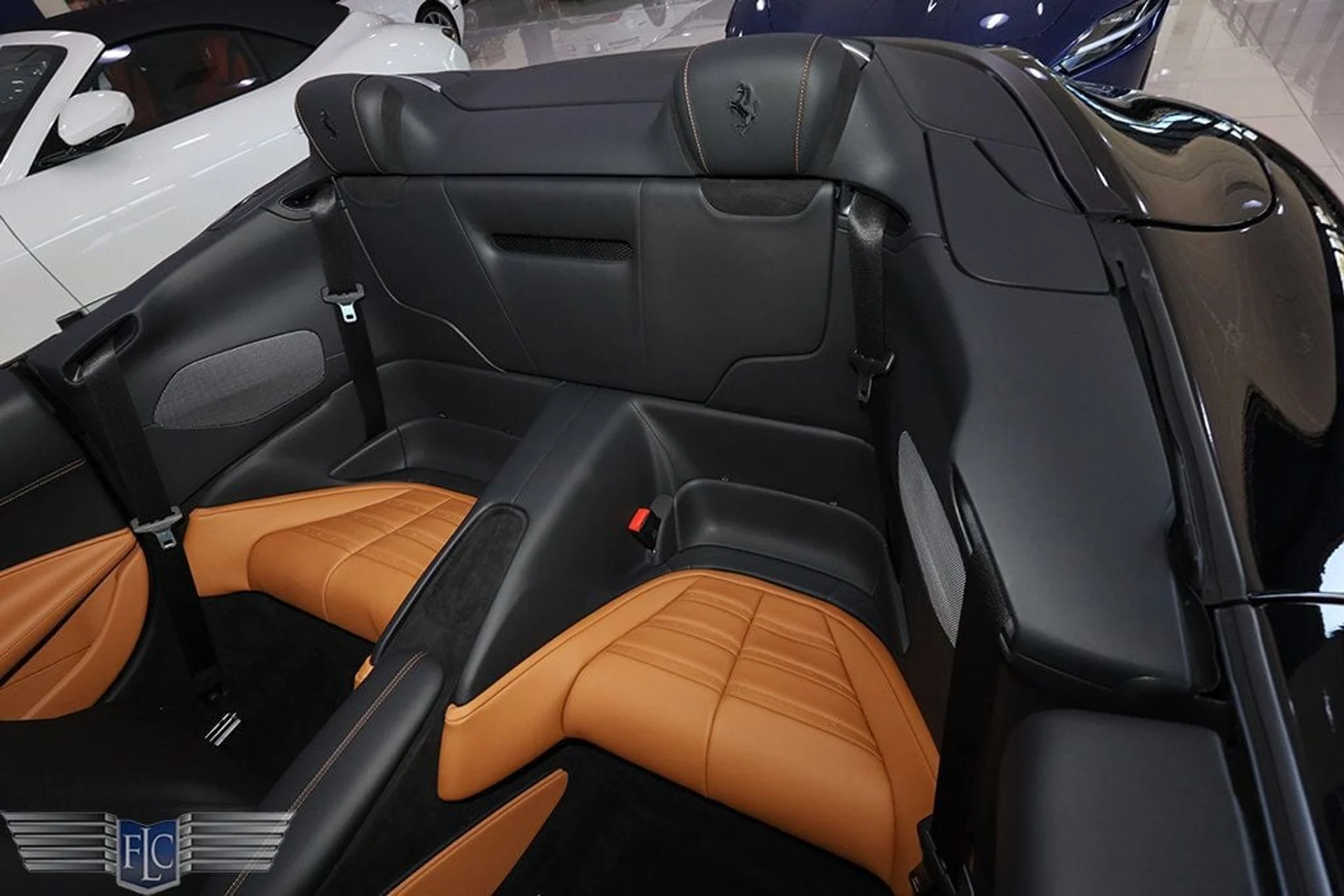 mph015_2409529068_used_2025_ferrari_roma_spider_convertible_6305_22870557_16_1024_0b6edf5dc5