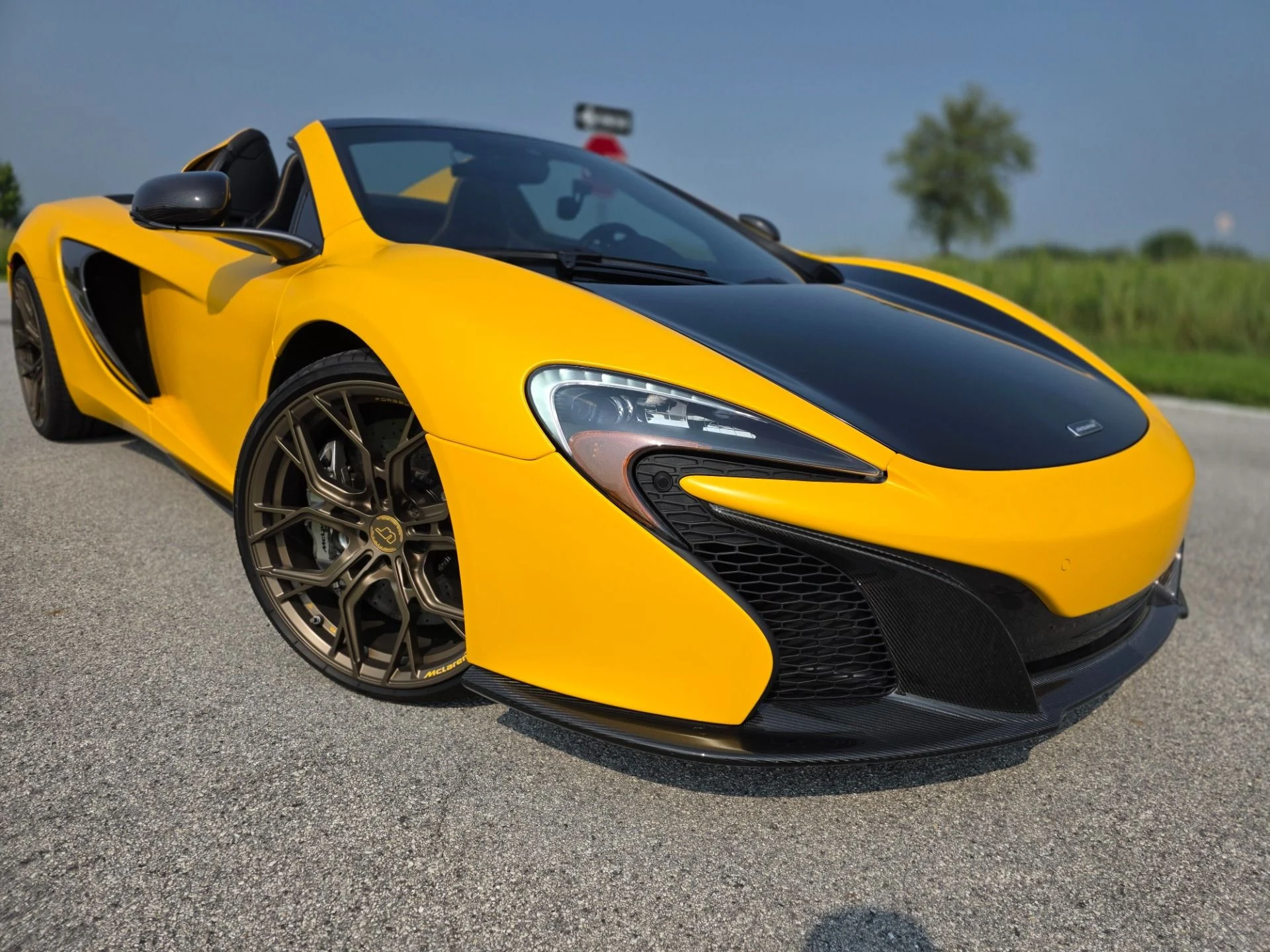 mph015_2412291433_Used_2015_Mc_Laren_650_S_Spider_1754412764_e26f978be0