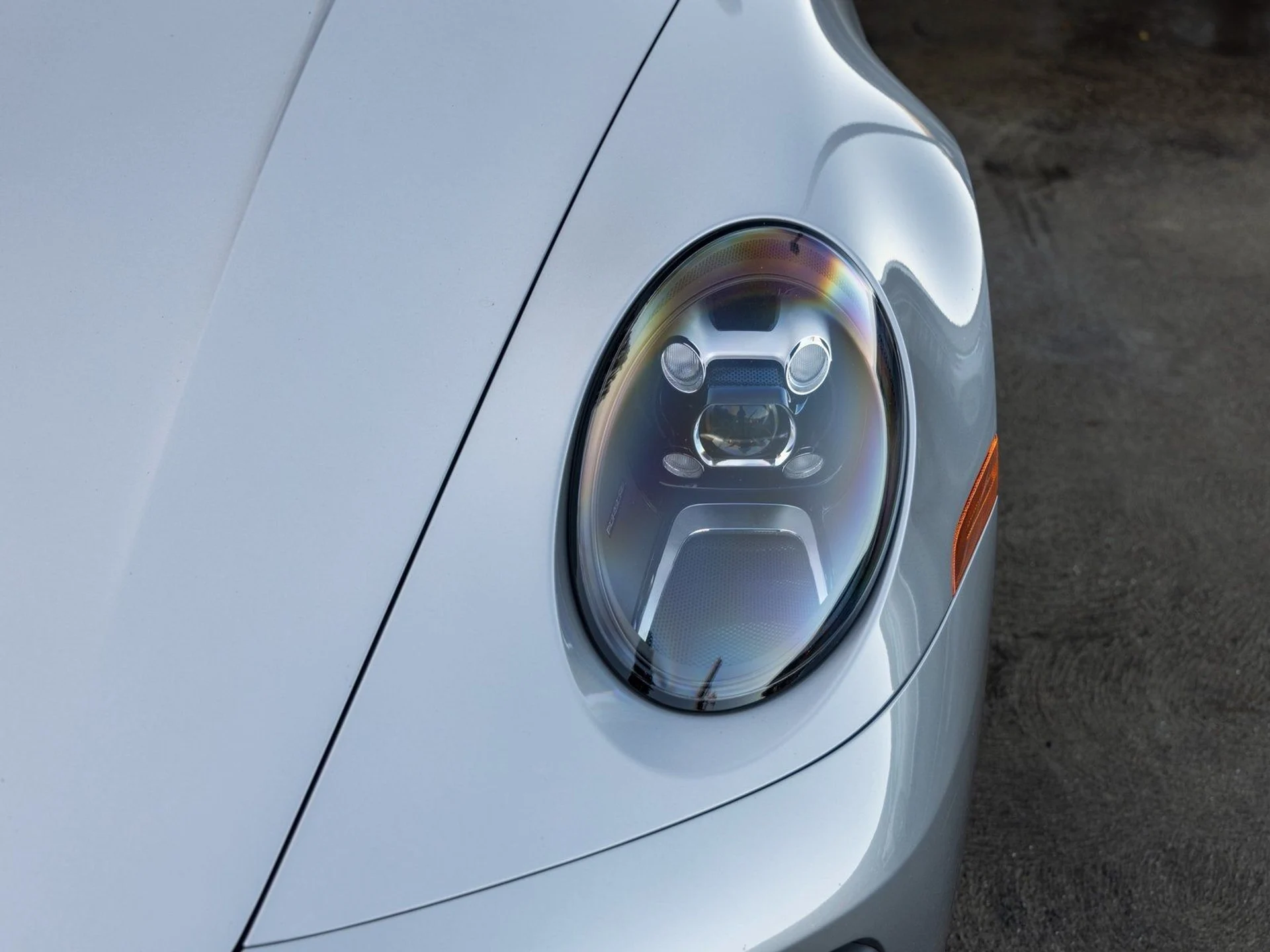 mph015_2413851599_16_5d8476c8f9