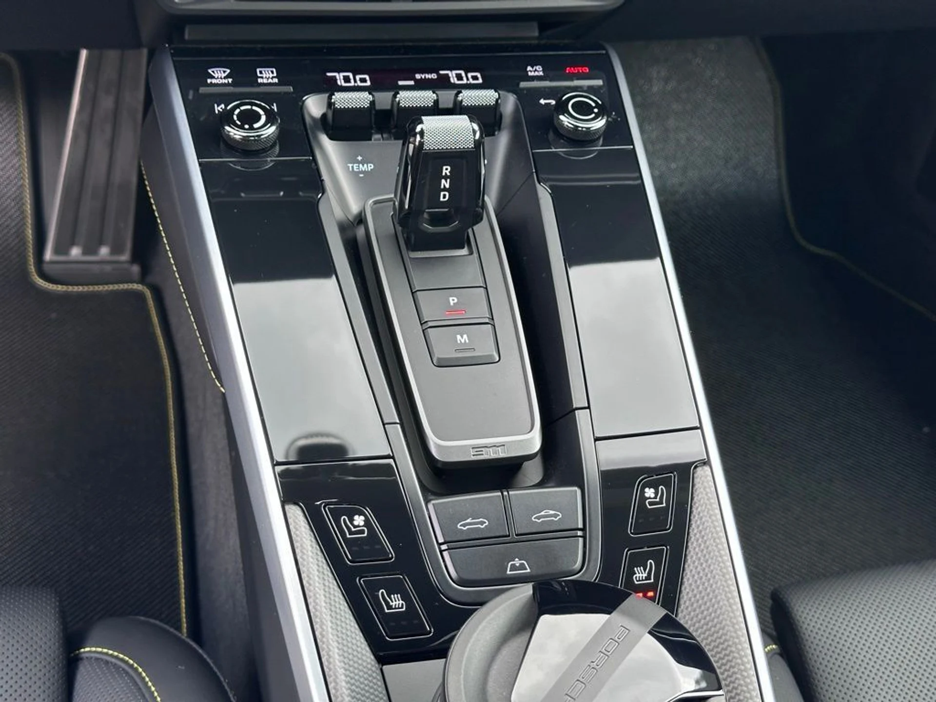 mph015_2418087174_ff894adc7fb42092628a423d0c2e16d4x_40a6a155f1