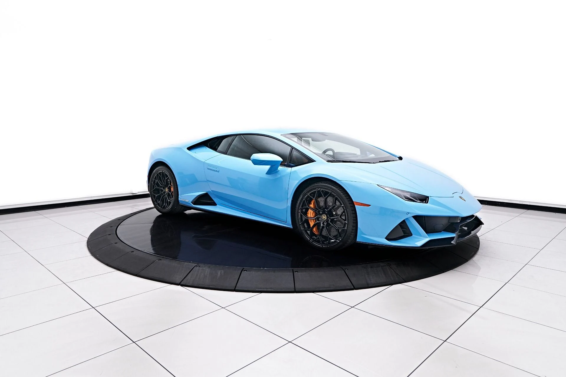 mph015_2420555468_Used_2022_Lamborghini_Huracan_EVO_Base_1755812444_9c5f8cd6f8