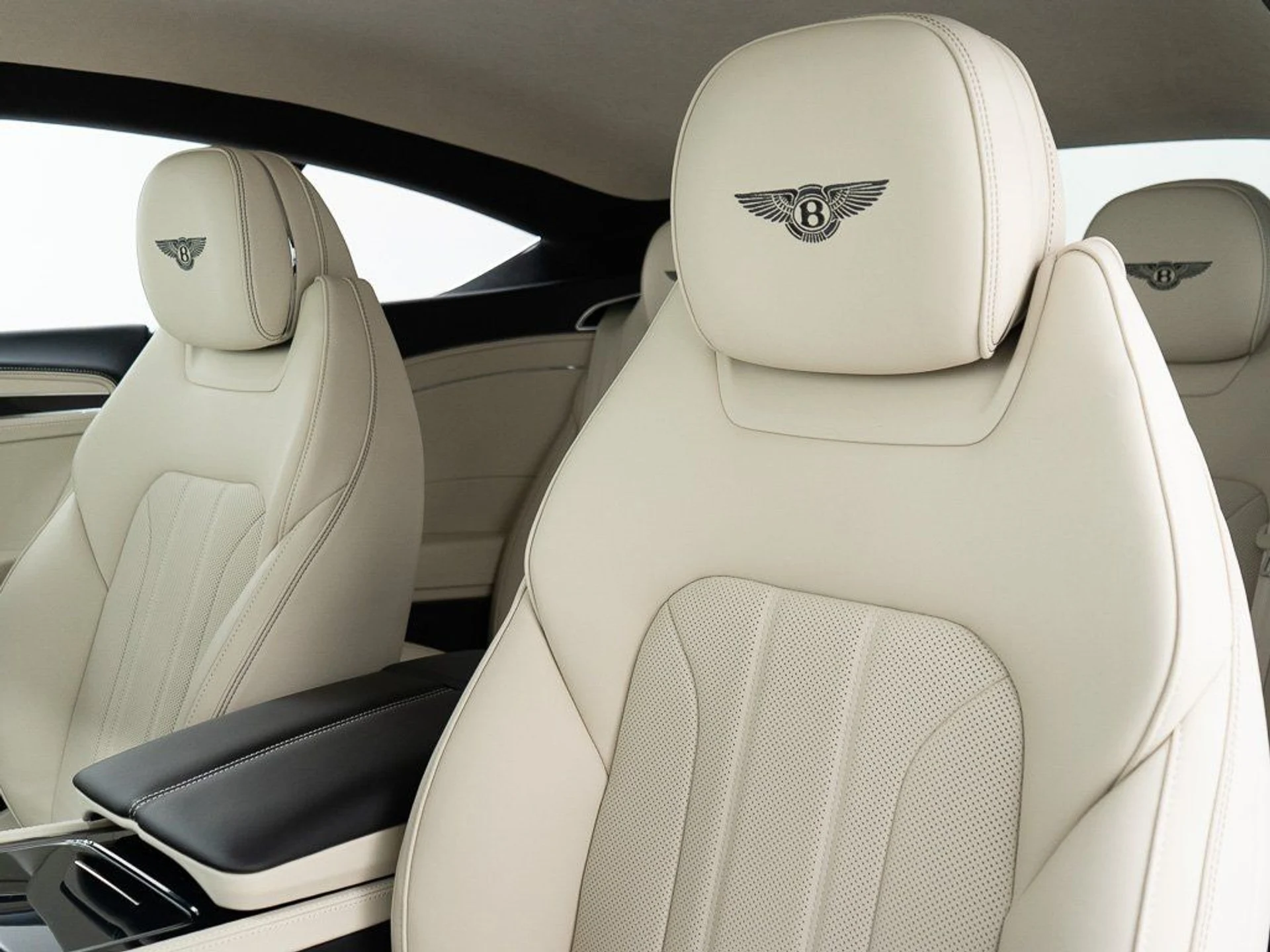 mph015_2421199675_8ae99922c38eb86892c4cfc87740cfae_2476d54e7e