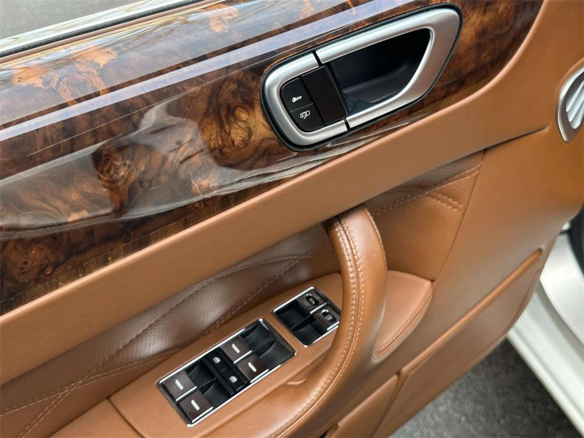 mph015_2423788050_Mdazgl6x0_CSZ_nyil_W0ukk8_PV_Gs_3f2c66412f