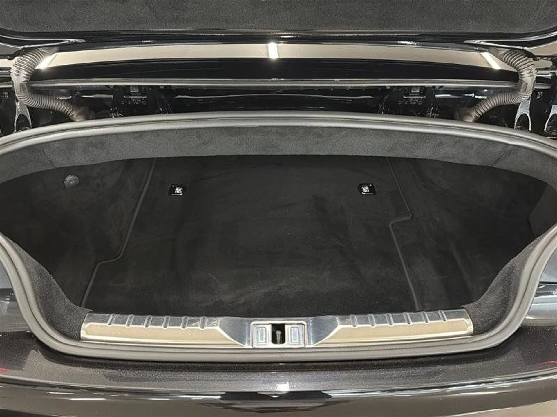 mph015_2425672205_37983974_09895_ezo5hcc1_50c3538c9f