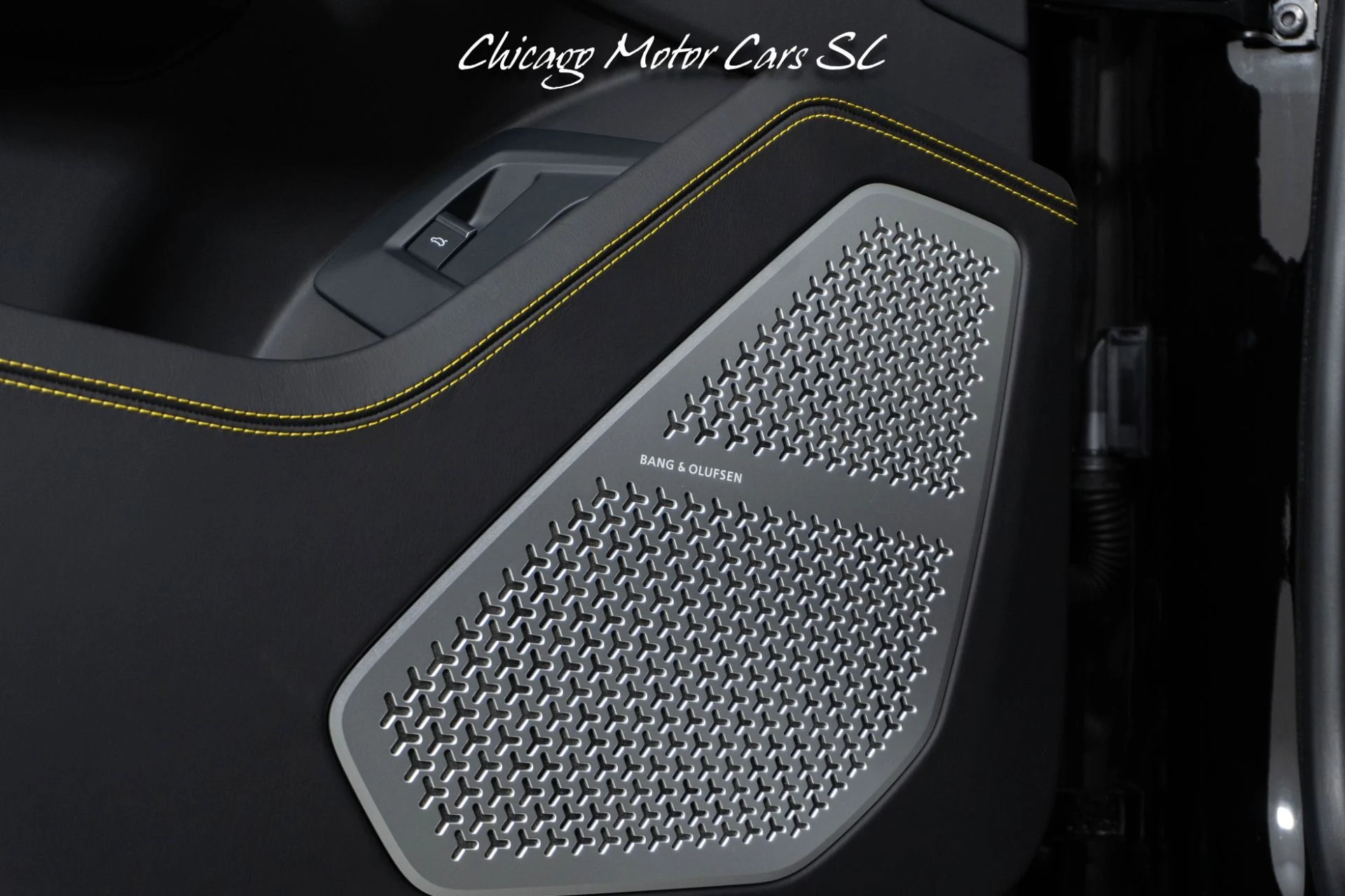mph015_2433786228_13853_p16_l_24060cc78a