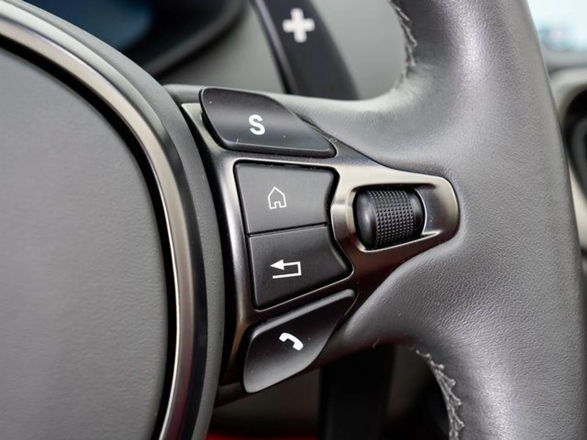 mph015_2436489069_25a2299419765bddb5eedb08d0e1fcf9_9d74b374a4