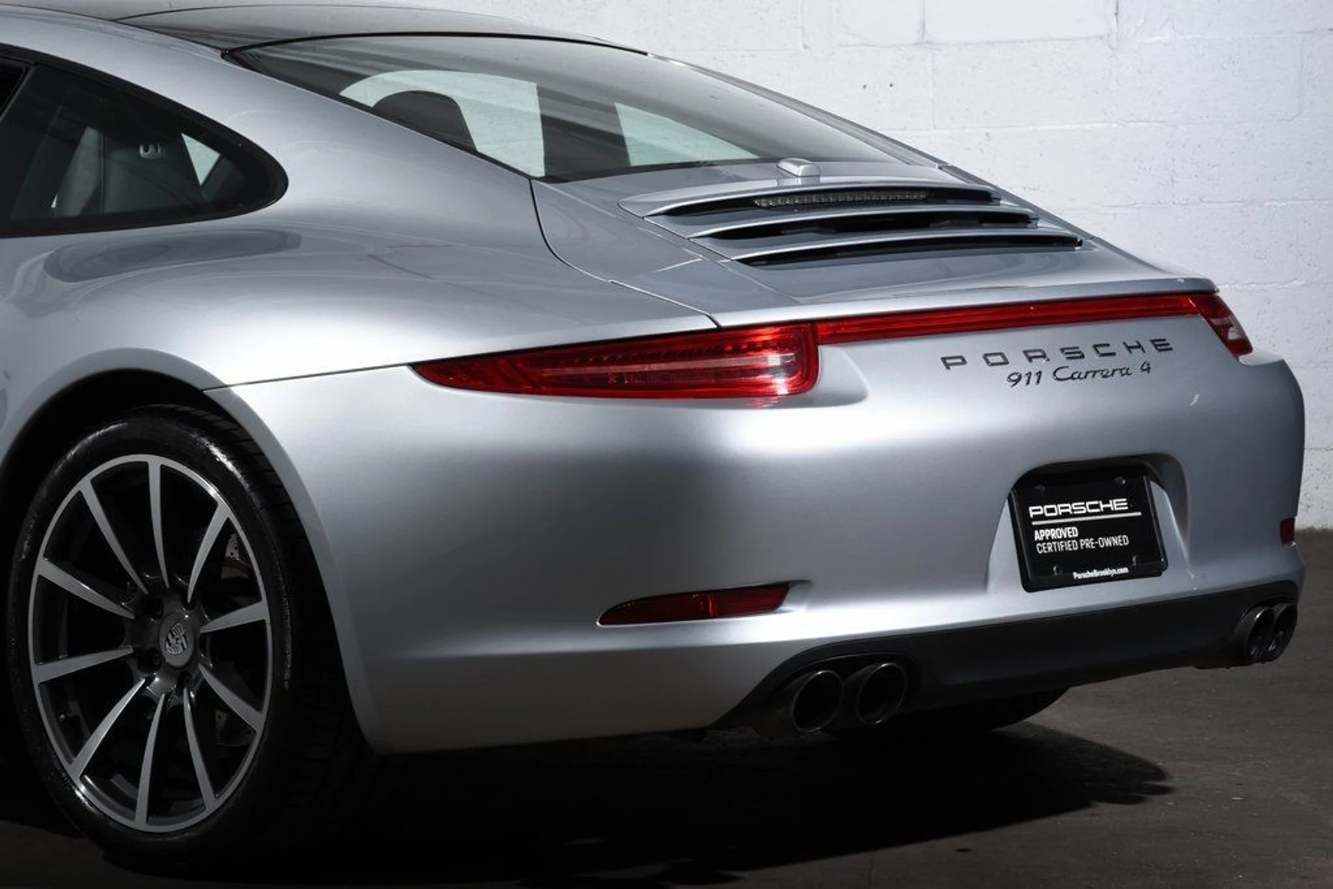 mph015_2440884184_b3aaa36aa271f41c0a75f24619c38440_d9688f6cd2