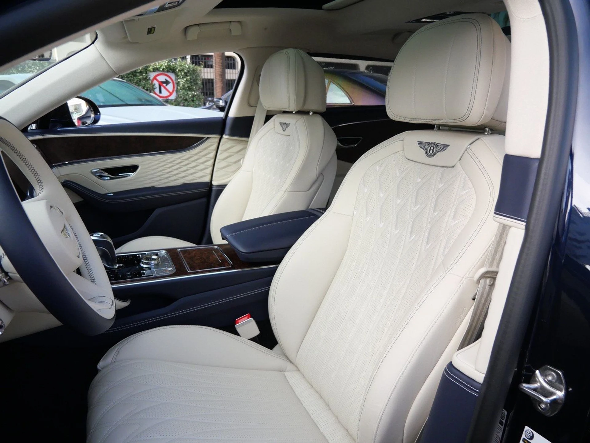 mph015_2441520072_763f936439e499970c4f1c2418297916x_21420a9314