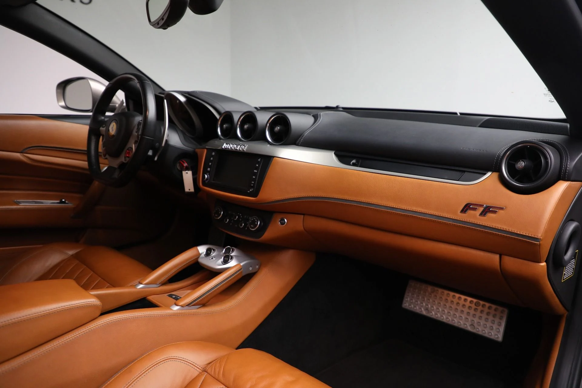 mph015_2443751780_Used_2012_Ferrari_FF_b57b5d46e8