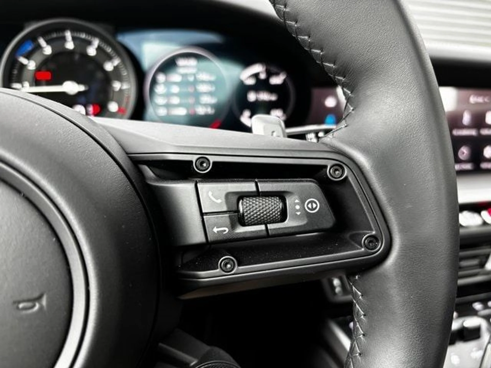 mph015_244378160_66260eadfaf549f57ee5411cca49307fx_45fa588879