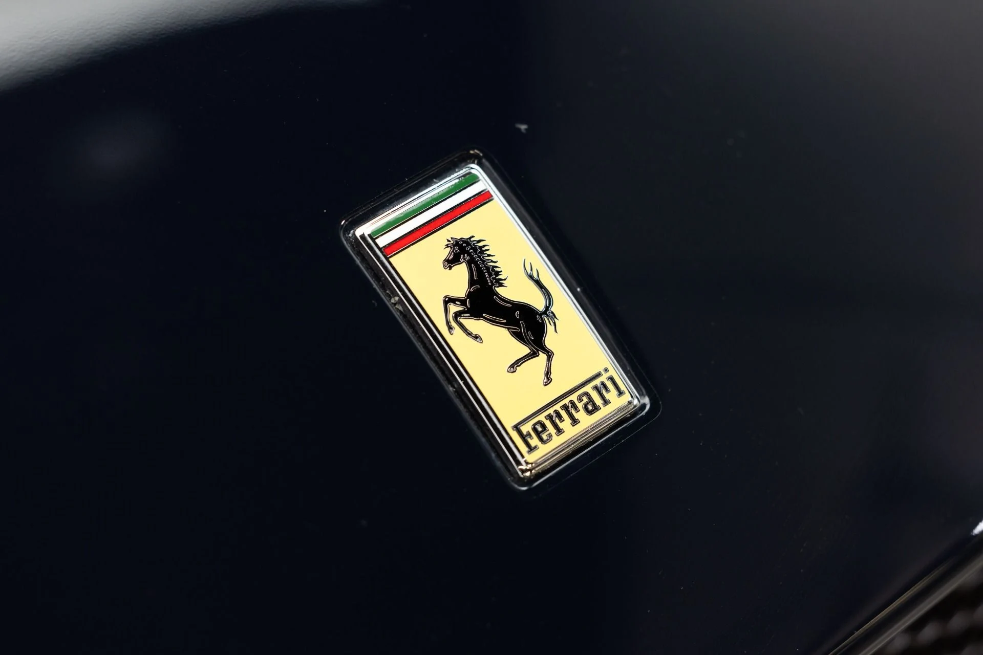 mph015_2446807666_Used_2020_Ferrari_812_Superfast_1779459079_7bc681de02