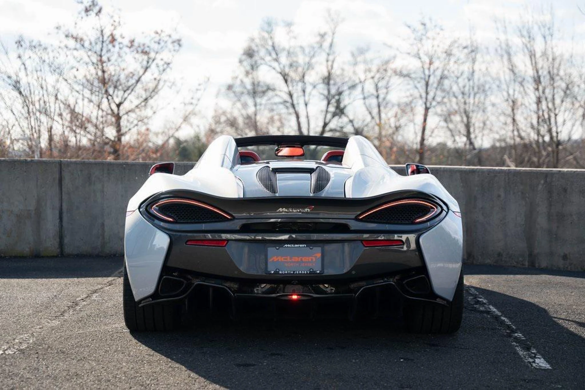 mph015_2447562698_2_K_Cx9ye2_Ua_Log_B_Zz6fgp_N_Hs_Y8_787d1aeccd