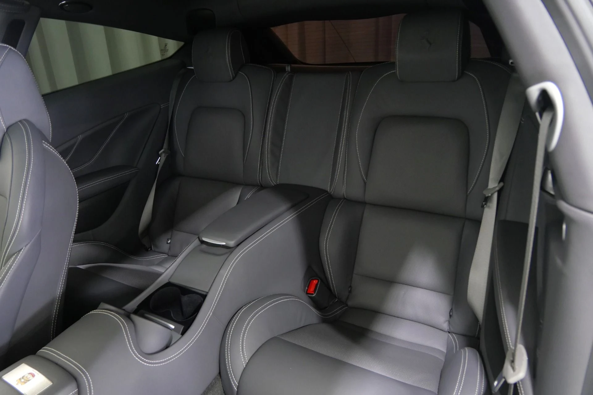 mph015_245161476_Used_2012_Ferrari_FF_UAE_Edition_1762196572_29c7b7c070