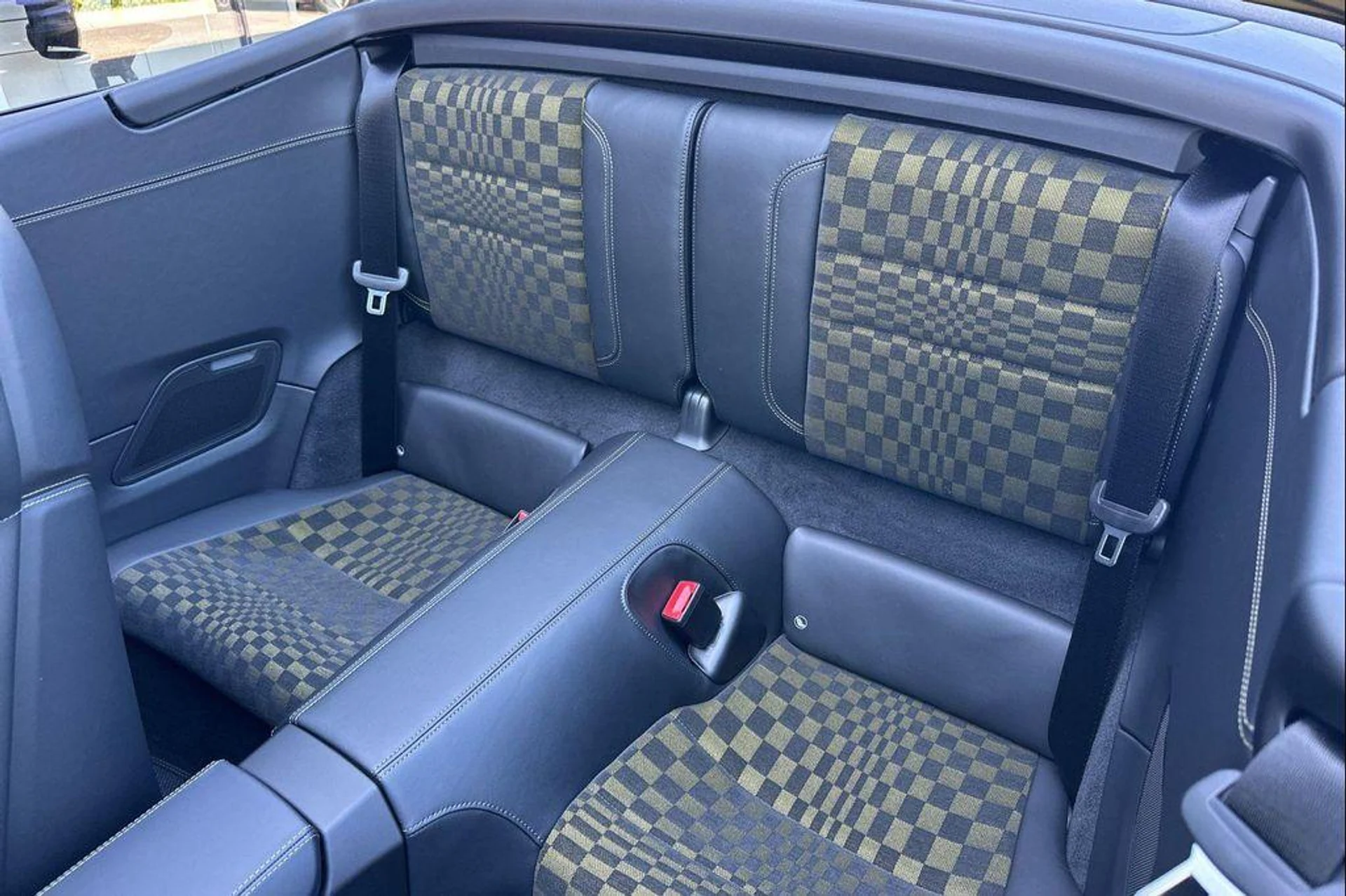 mph015_2451939008_Hc_F_Nm5s_B5_Lfcc_Nbt_Cu_D4_Nh5q_Ns_fdc11c5c3b