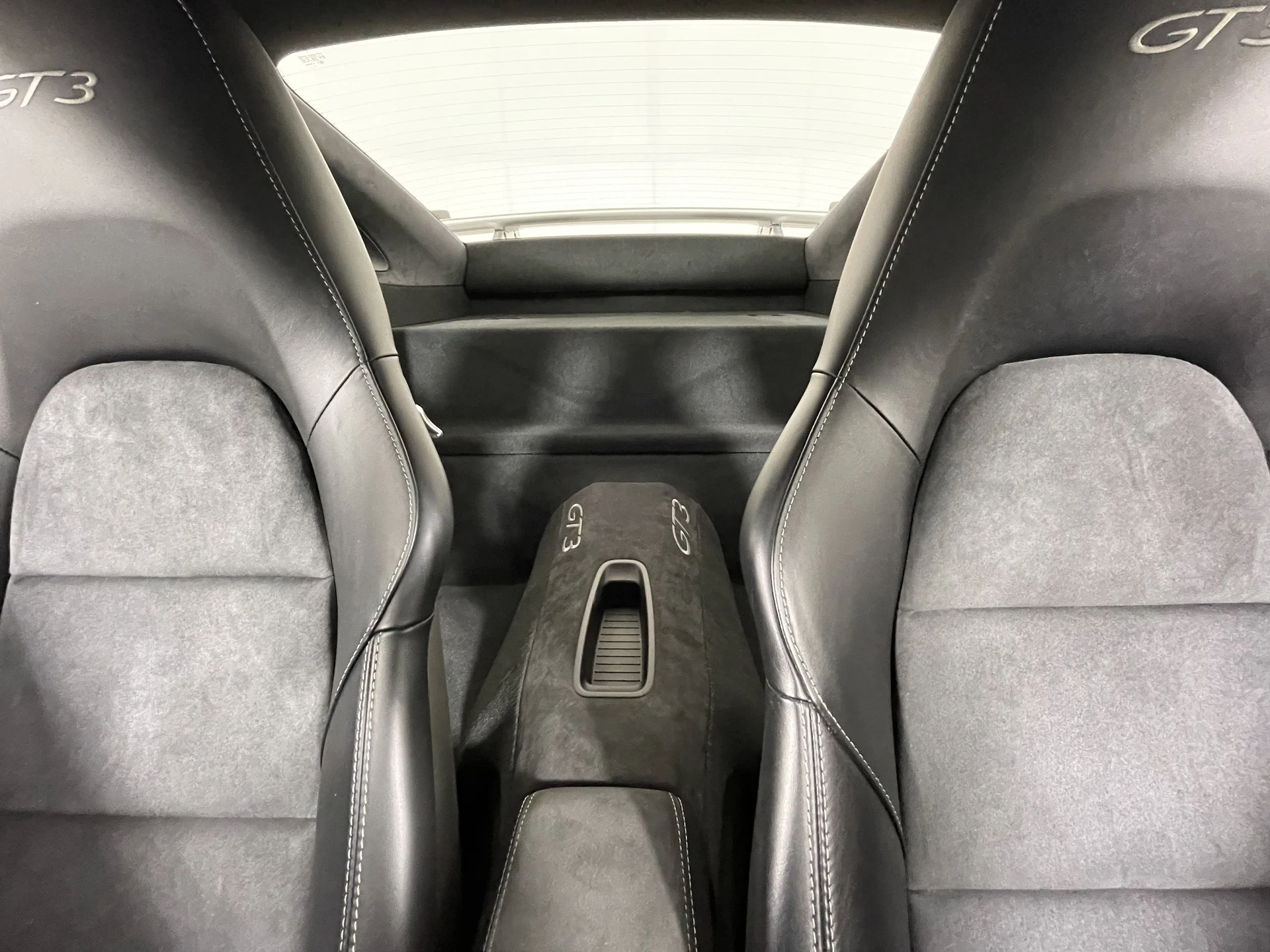 mph015_2456831880_22392c6396efd00353c8f1b3412e6886x_d4d57b180e