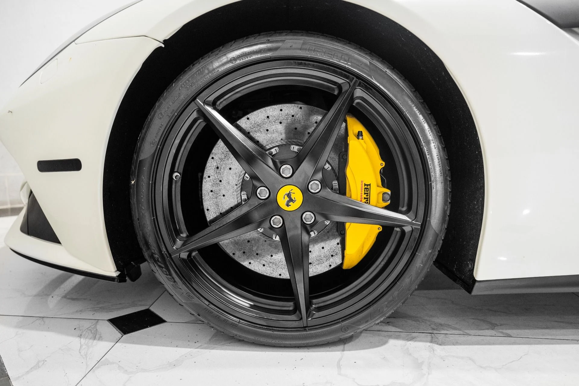 mph015_2465702658_Used_2017_Ferrari_F12berlinetta_1784393141_6a363b58f8