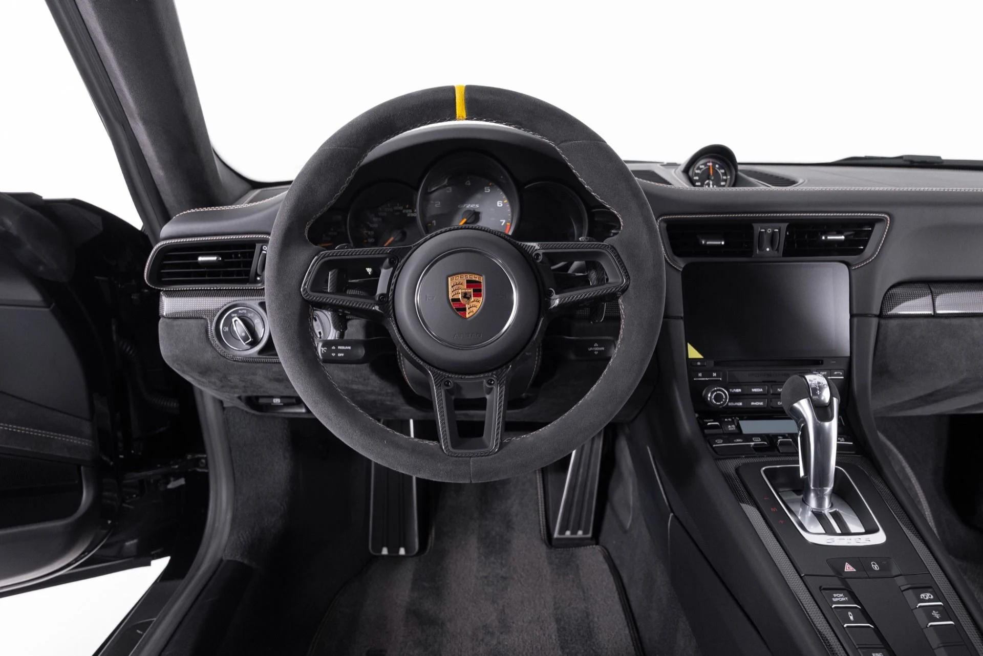mph015_2470927503_Used_2018_Porsche_911_GT_2_RS_1749688321_270f80e559