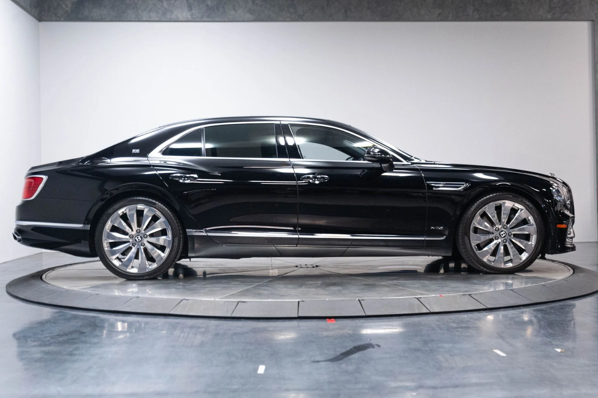 mph015_2473497568_Used_2020_Bentley_Flying_Spur_W12_1783372083_d8cacff426