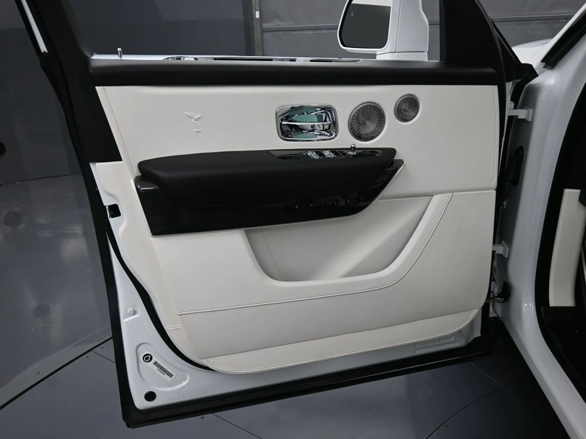 mph015_2474408808_dc5ba7c7b6449e3cd09792d2ee08daba_9ad28fd427