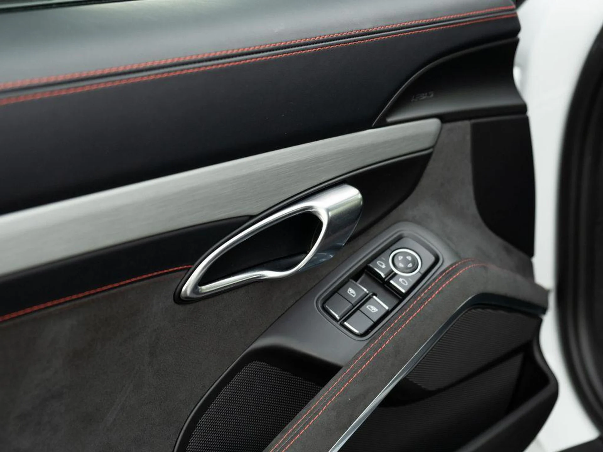 mph015_2476647424_qd_Btly52_Zp_ZZ_4_Qm_Fb_Knj_EC_2_Apt_E_1e50bfcbb9