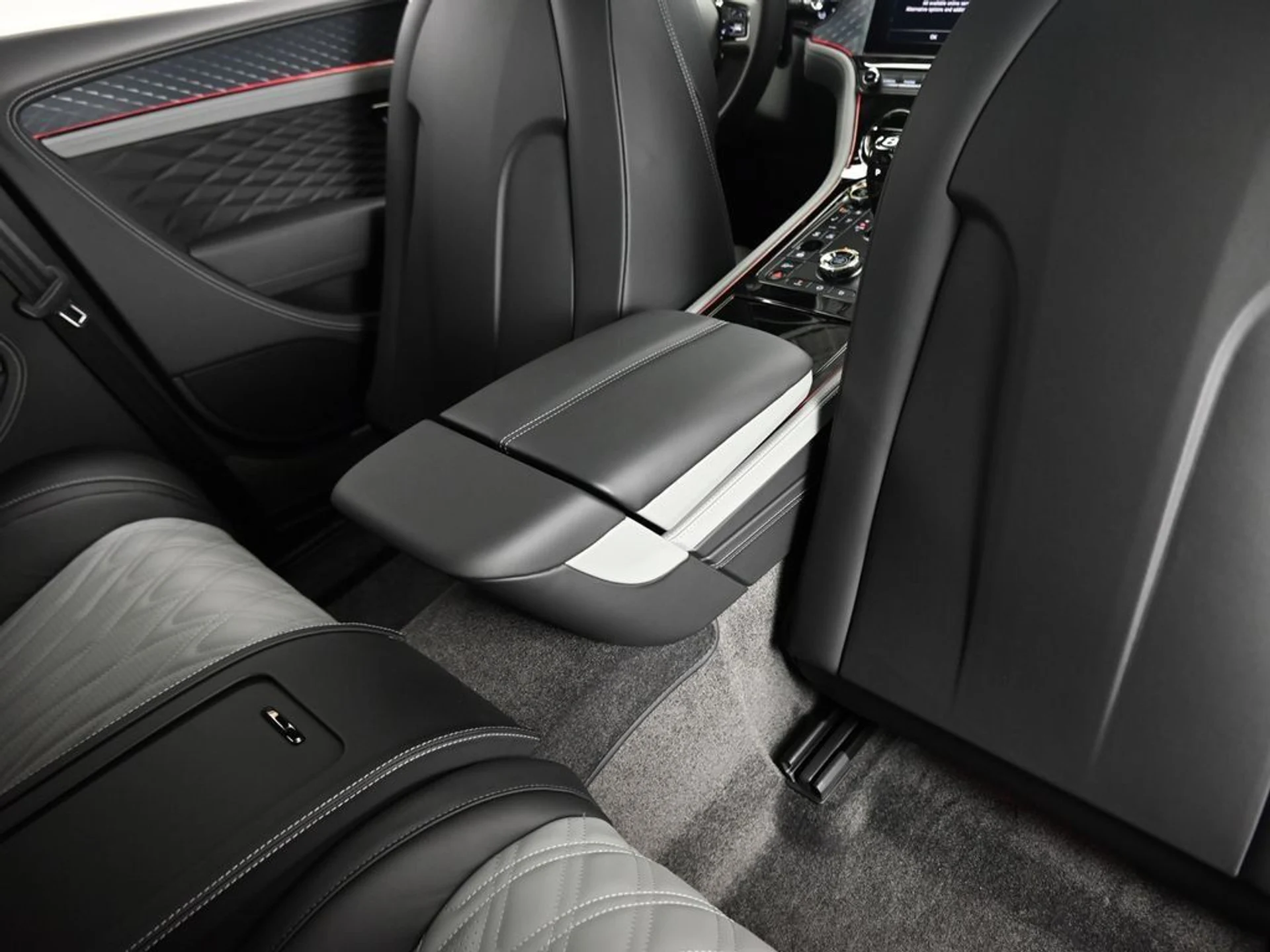 mph015_2477593824_6da4ab36140cd4b24b3ac046adf5996d_a26dde4460