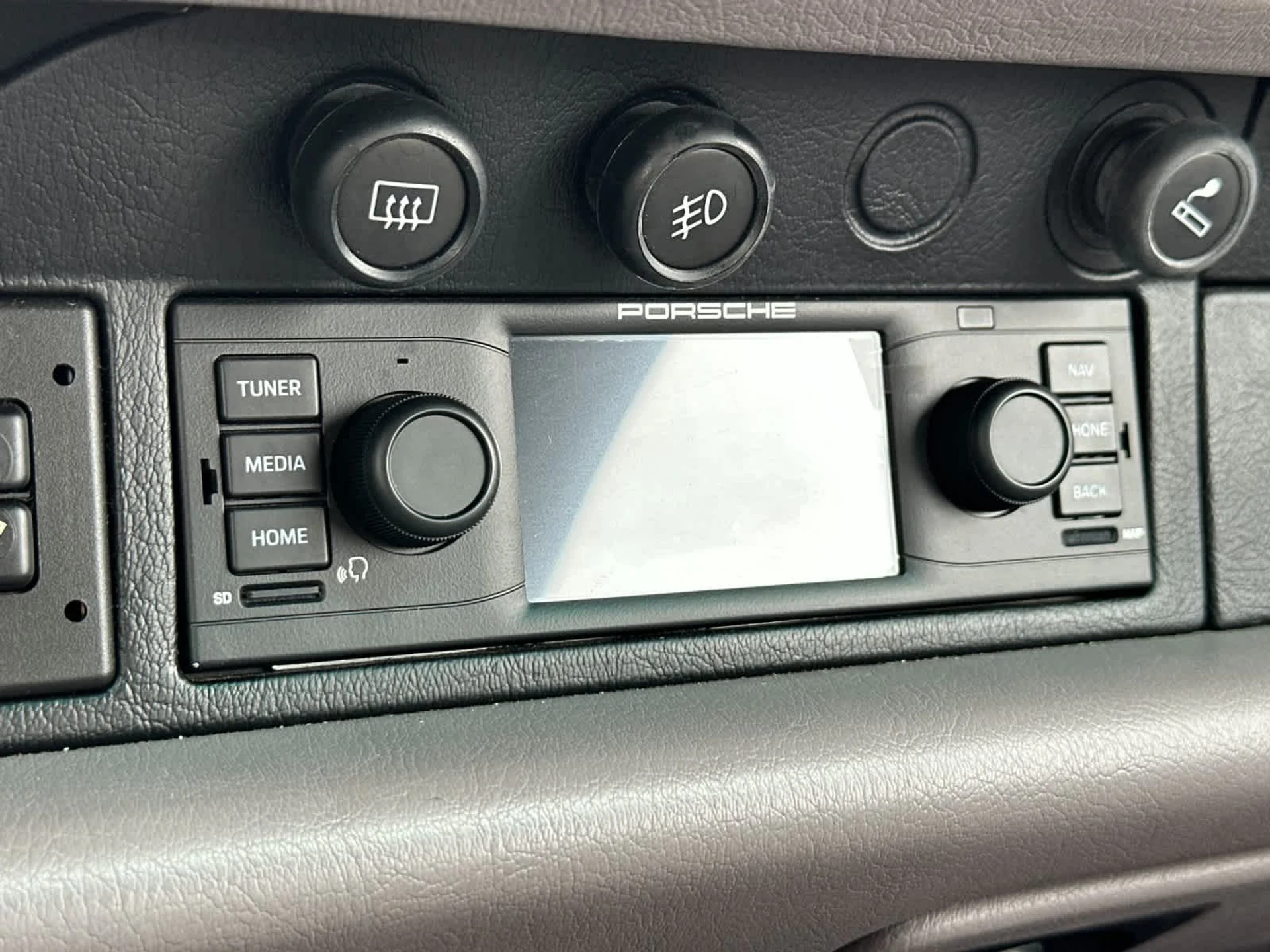 mph015_2479086503_16_0adccf73a0