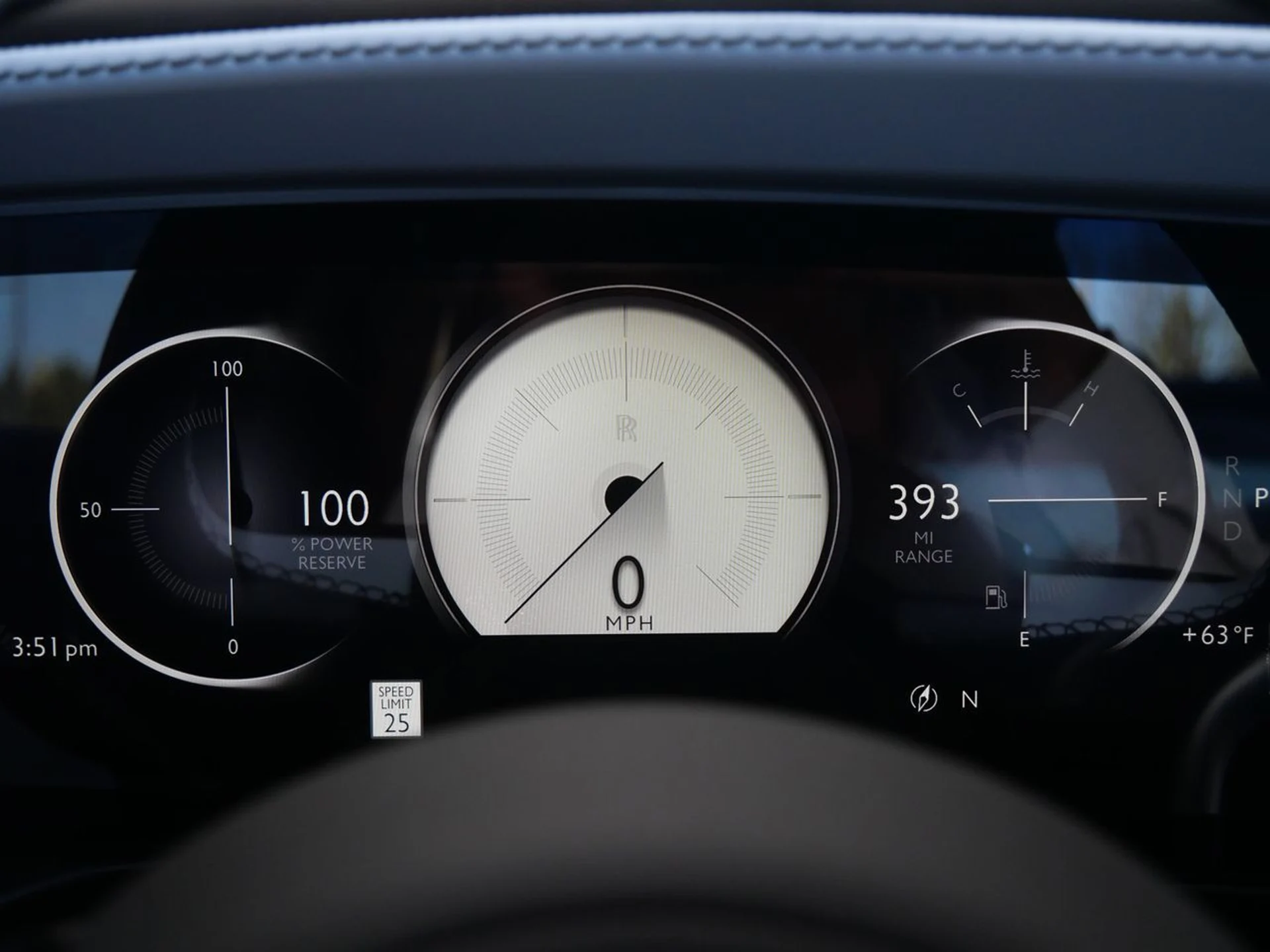 mph015_2481283994_b92a973ebba38390b98aa221eb4800f8x_f31f8ad3a4