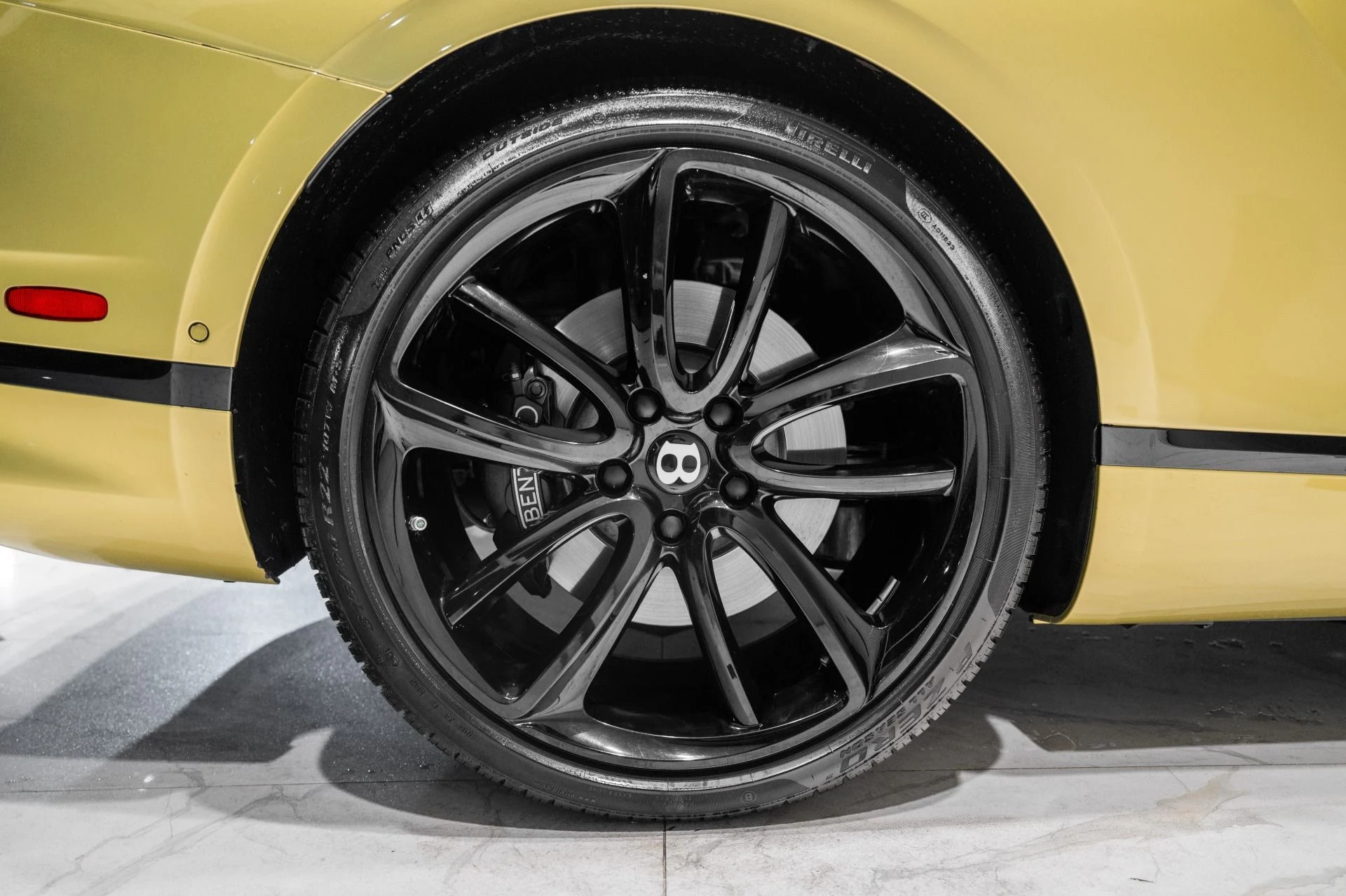 mph015_2481831895_Used_2022_Bentley_Continental_GTC_1776402771_b084036546