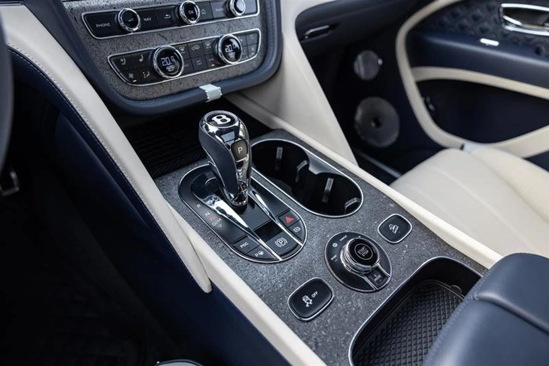 mph015_2482663916_37286368_01537_11595622_1540295580_29b1b2e066