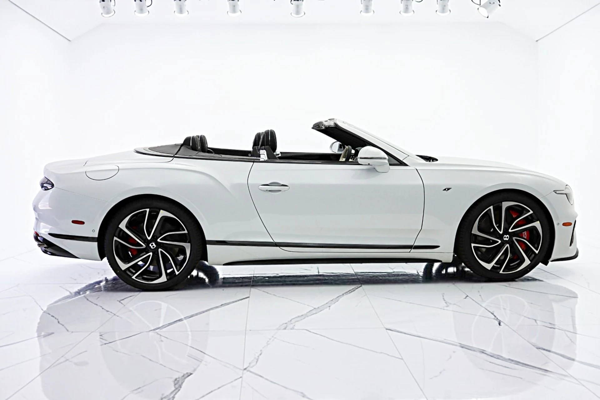 mph015_248698121_New_2026_Bentley_Continental_GTC_S_9cf2e734ad
