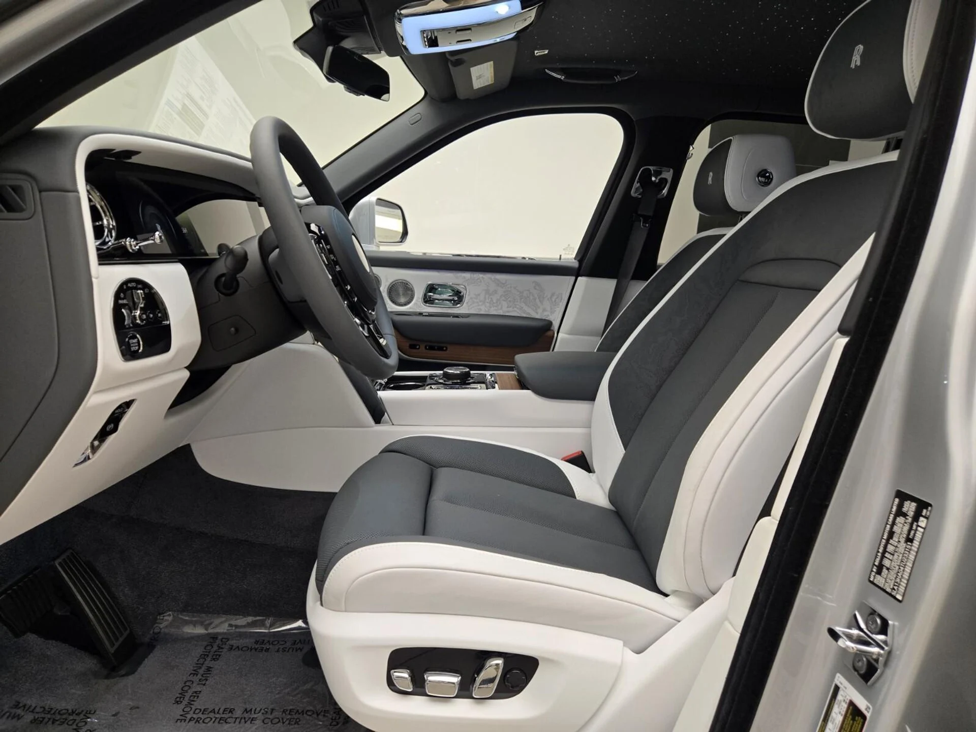 mph015_2489506354_New_2026_Rolls_Royce_Cullinan_1768889703_e6b7e3e6d6