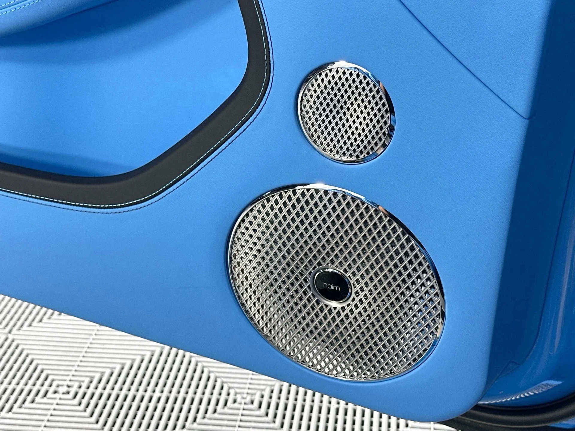 mph015_2491250300_16_849750d957