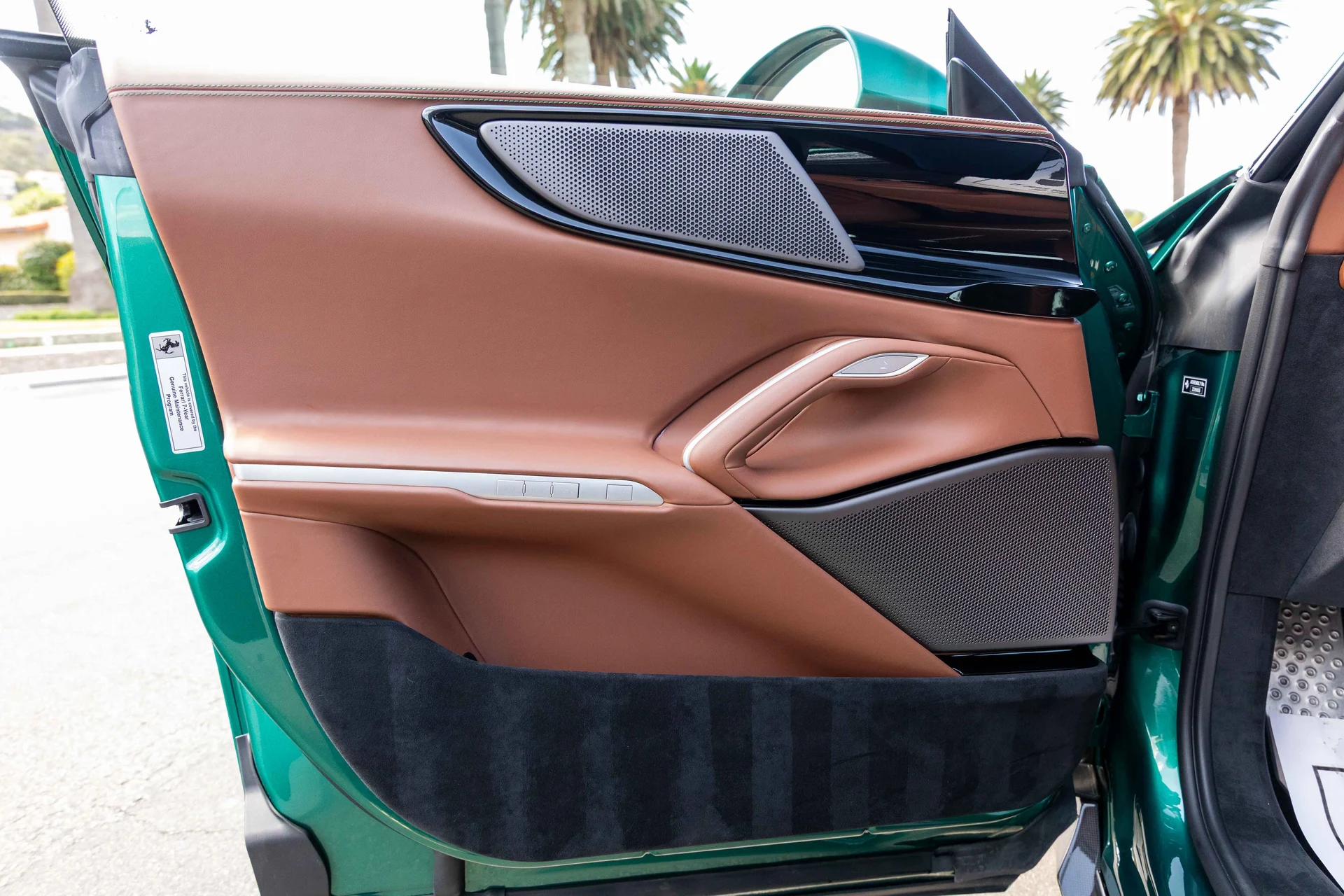 mph015_2497471211_09d5f5851f6706b26a807dd46fa41b60_aade1eb982