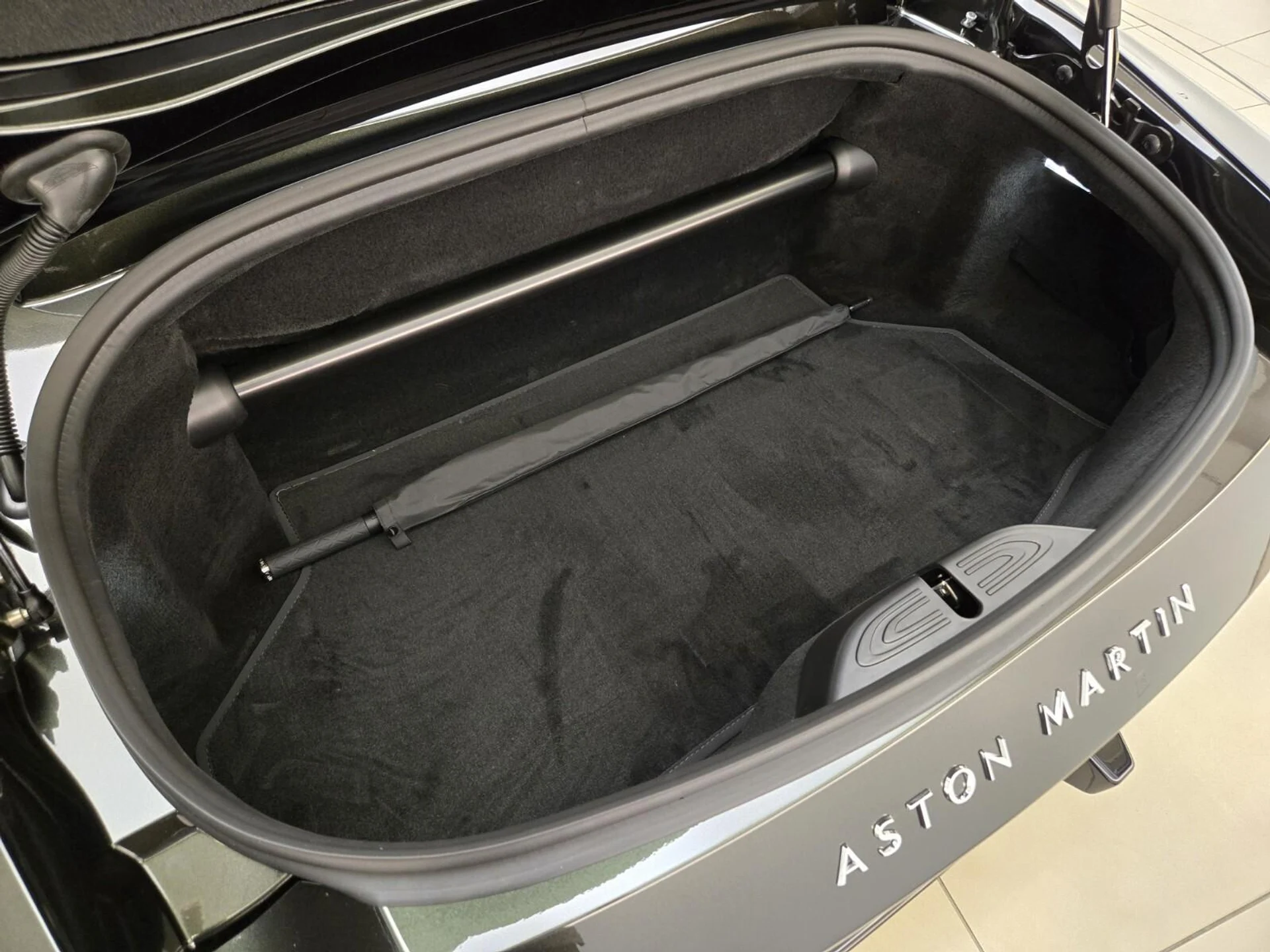 mph015_2498638995_New_2026_Aston_Martin_Vantage_S_1791609368_9d023f15e9