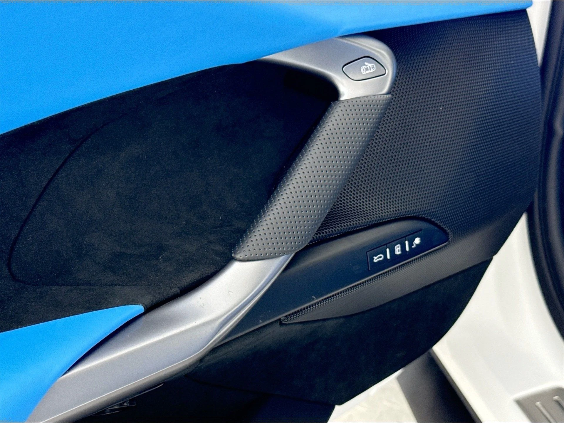 mph015_250048380_bac4bc634c729a4753fa3392924d4ac3_ae4f62bf1d