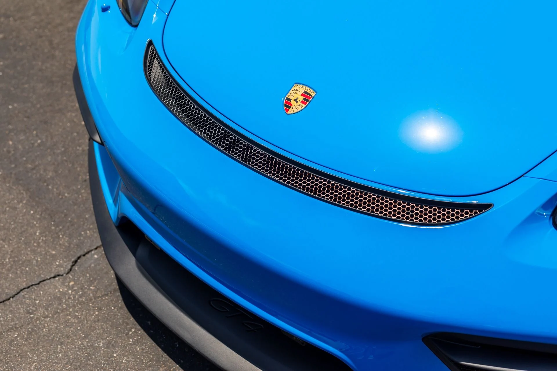 mph015_2501085808_Used_2023_Porsche_718_Cayman_GT_4_1721258205_3a6812e0ac