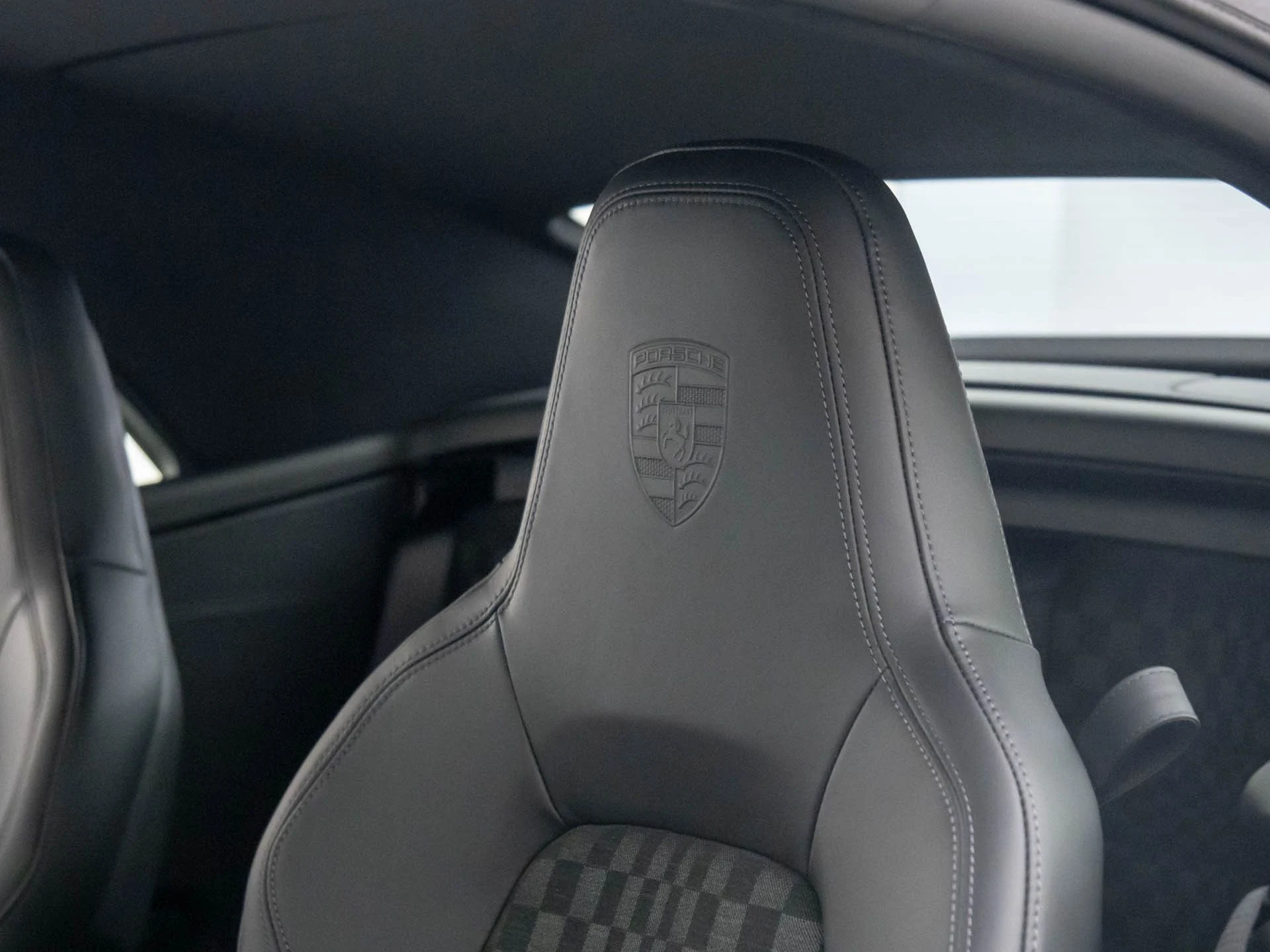 mph015_2501119959_86a7076f1aaa2f5603a97d5bd8518e41x_5f502f031e