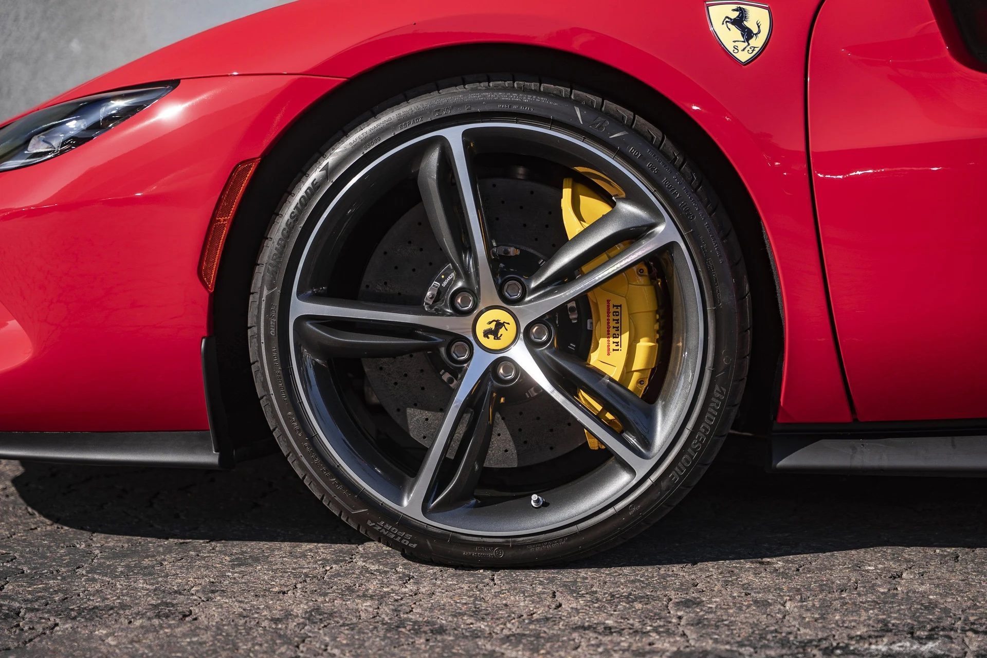 mph015_2505025611_fe03ee982ab3413ca4caff12a60150fd_8deb1b279e