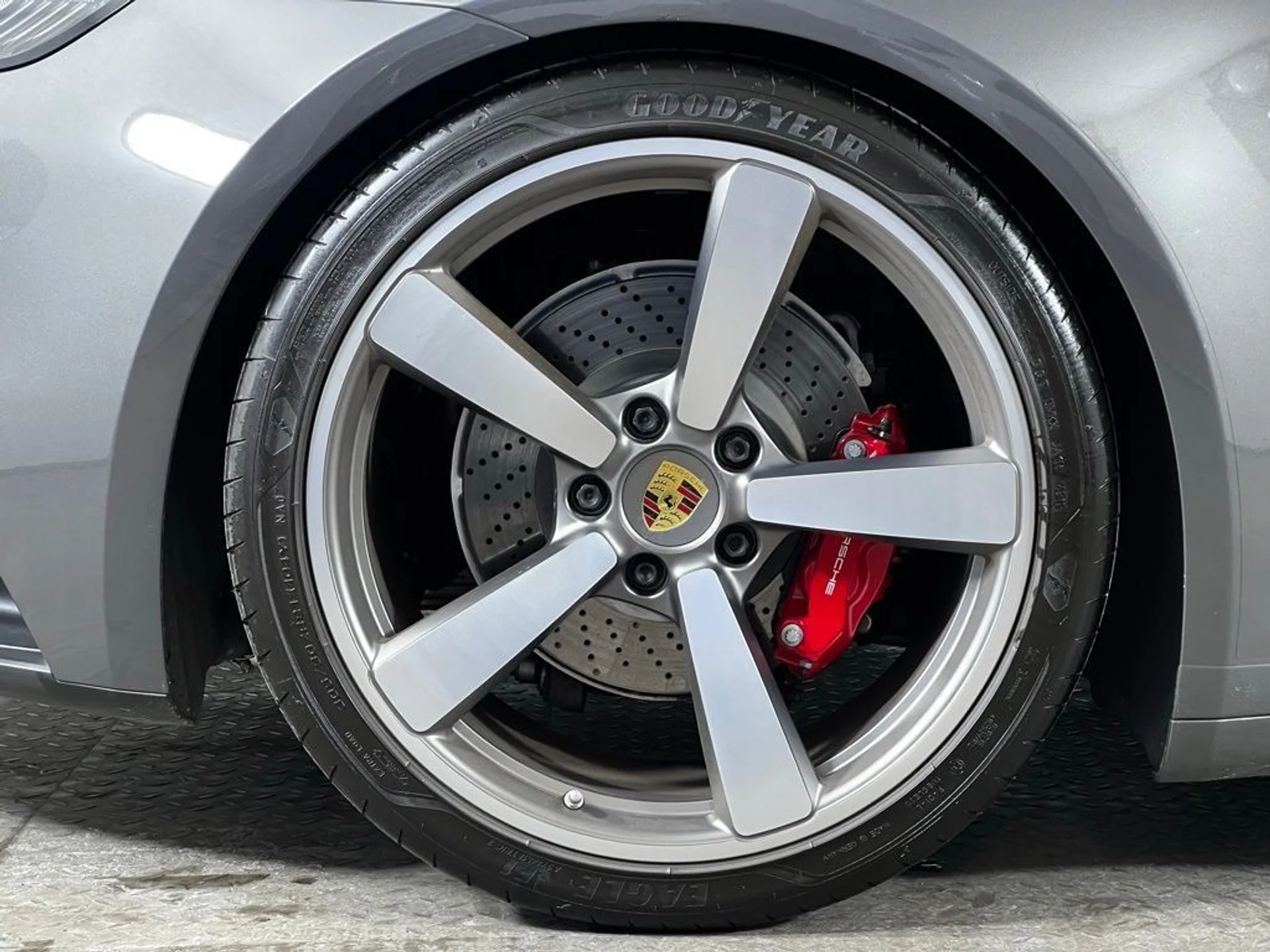 mph015_2514494859_52ac6ad1f60576d1f1afc23c2999692f_dd687c1880