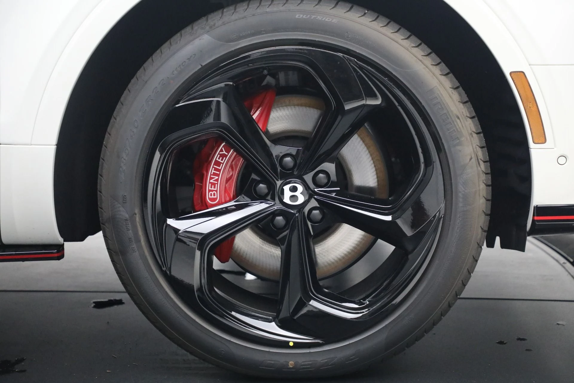 mph015_2517959001_New_2025_Bentley_Bentayga_S_Black_Edition_e223101a07