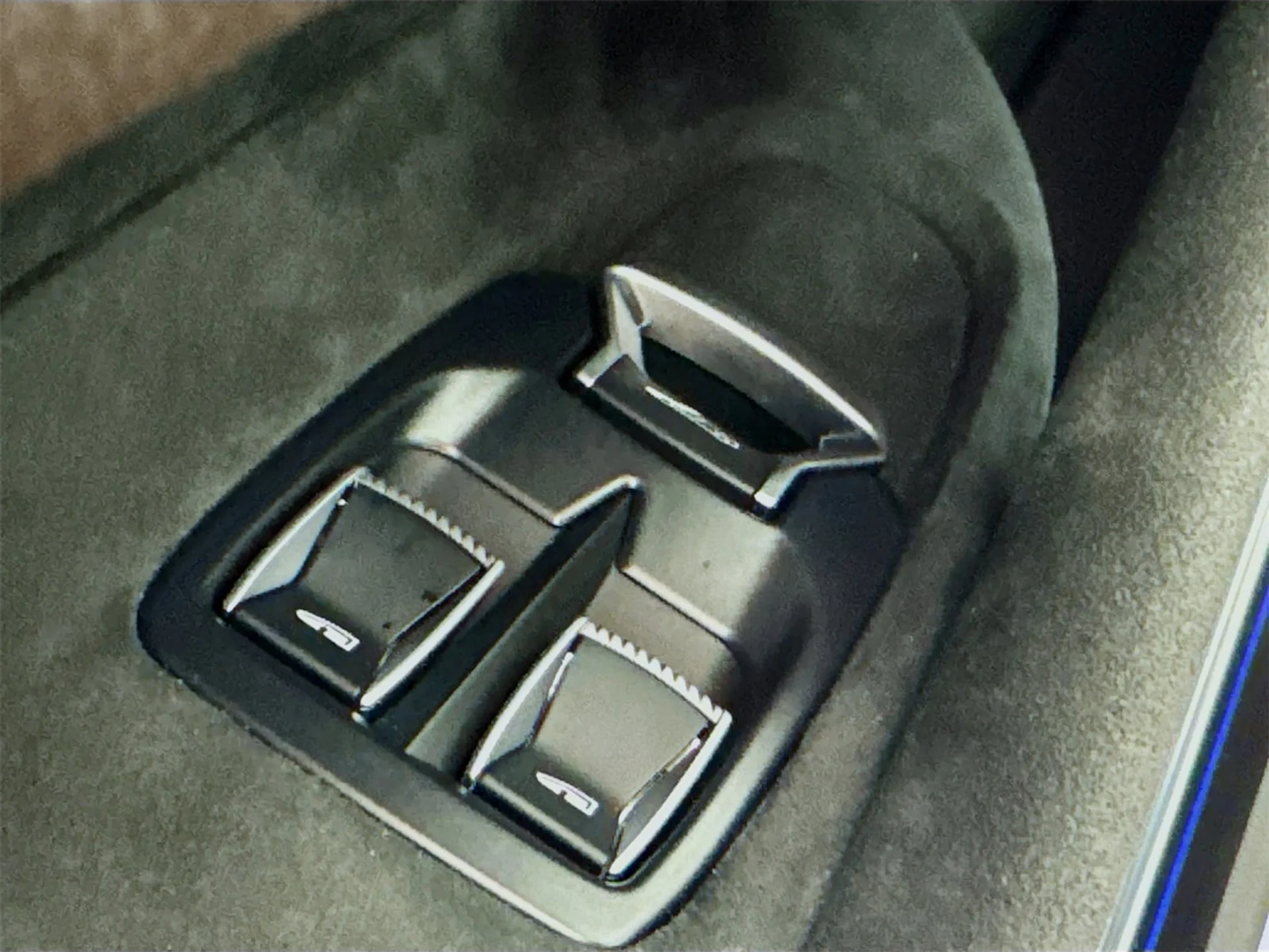 mph015_252012332_5d2147cdad0962ab05f9accca35f8ca3x_ae74ed3ffb