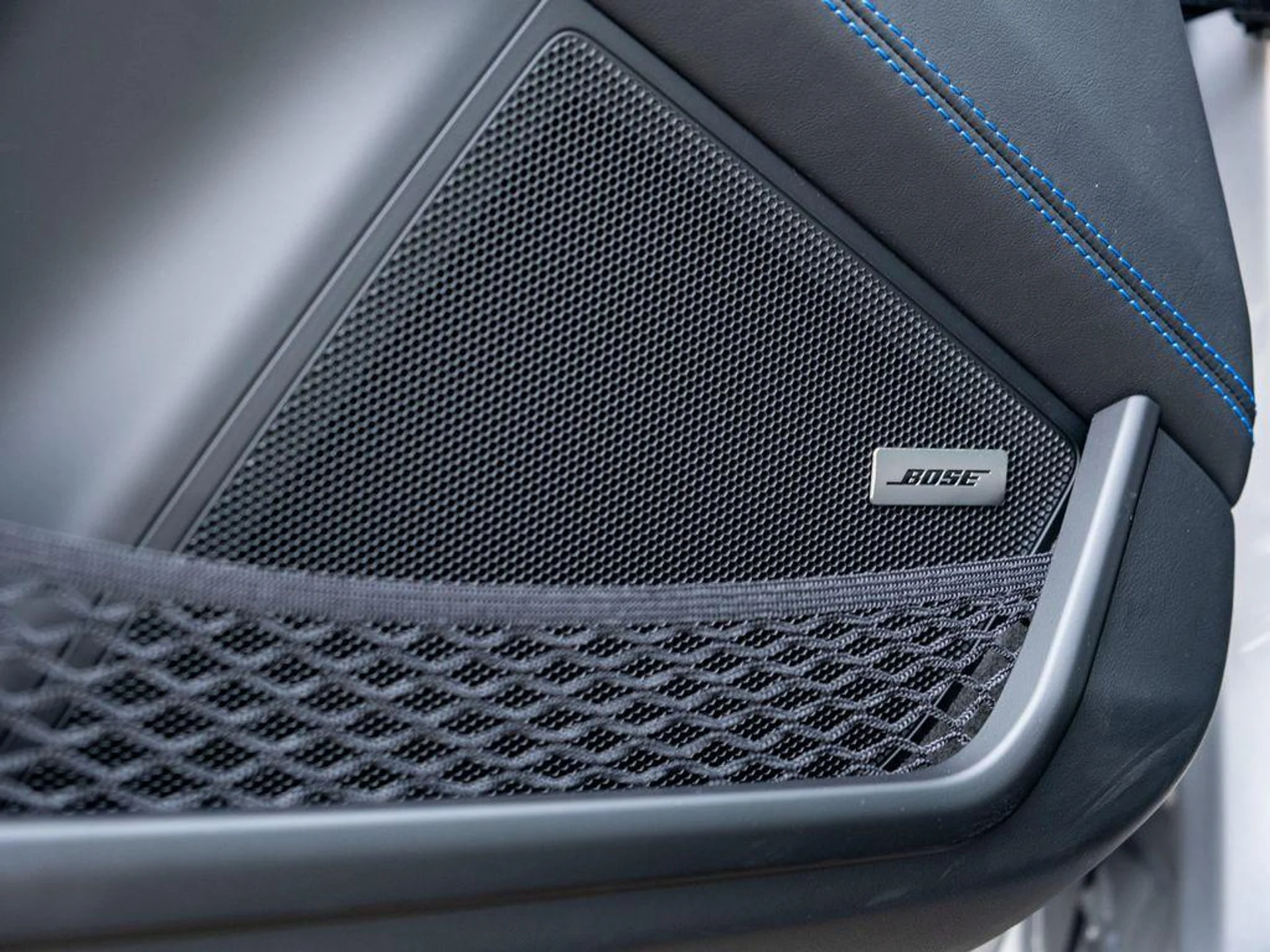 mph015_2523979990_T_Jfs_Bo_RUD_40ow_SD_Jh_Sh4er_NM_Xe_I_507d9a2c79