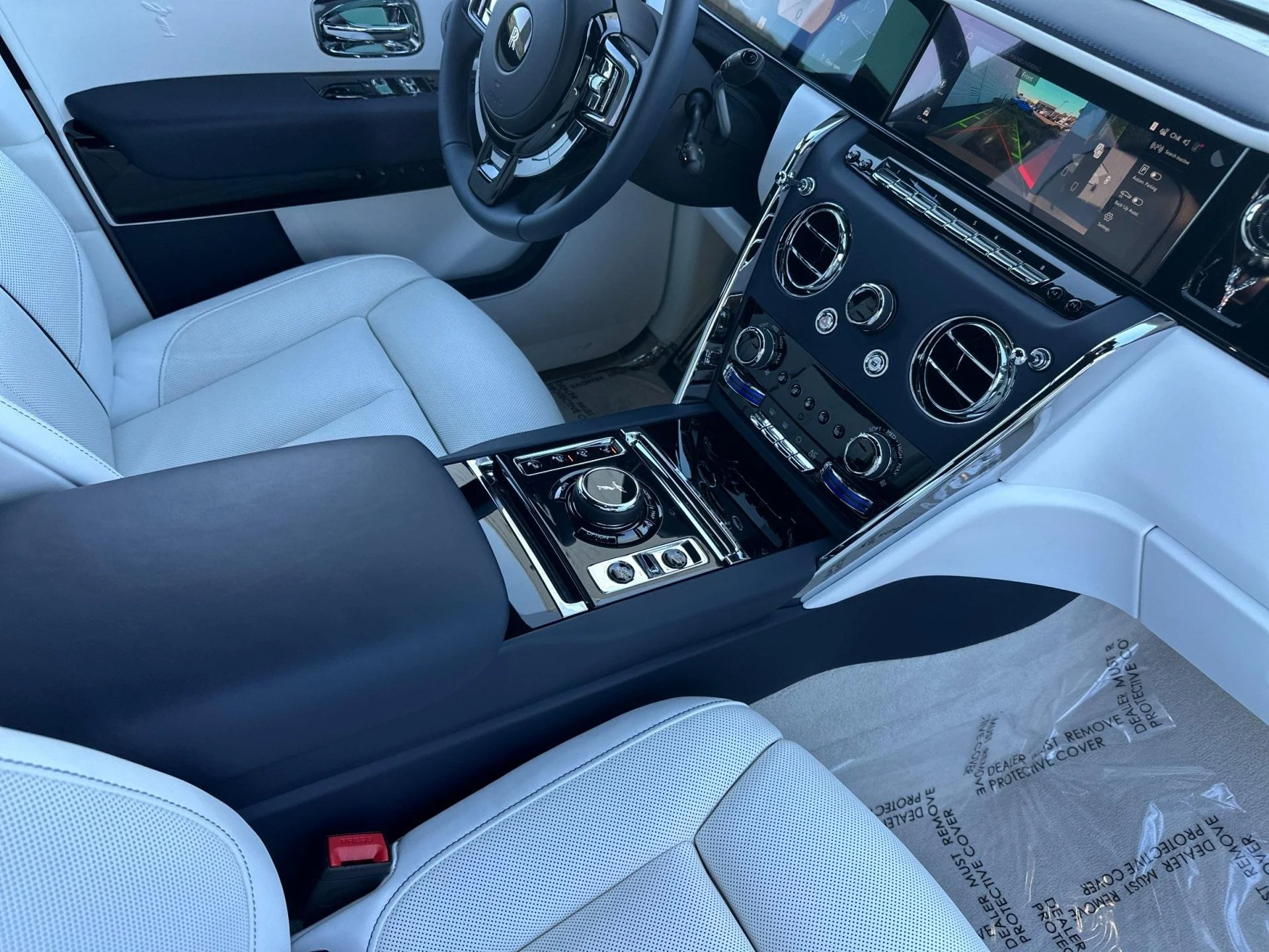 mph015_2526765019_New_2025_Rolls_Royce_Cullinan_1761746928_4a015f2b9a