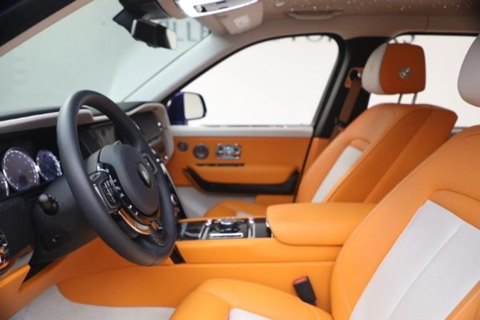 mph015_2530772906_Used_2023_Rolls_Royce_Black_Badge_Cullinan_8ebe0a7597